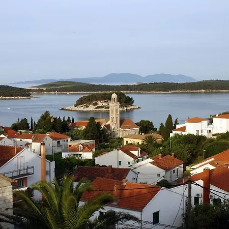 On Hvar Island Apartment *